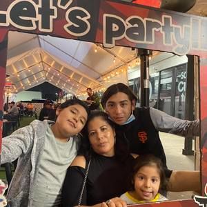 Meet your Posher, Luz